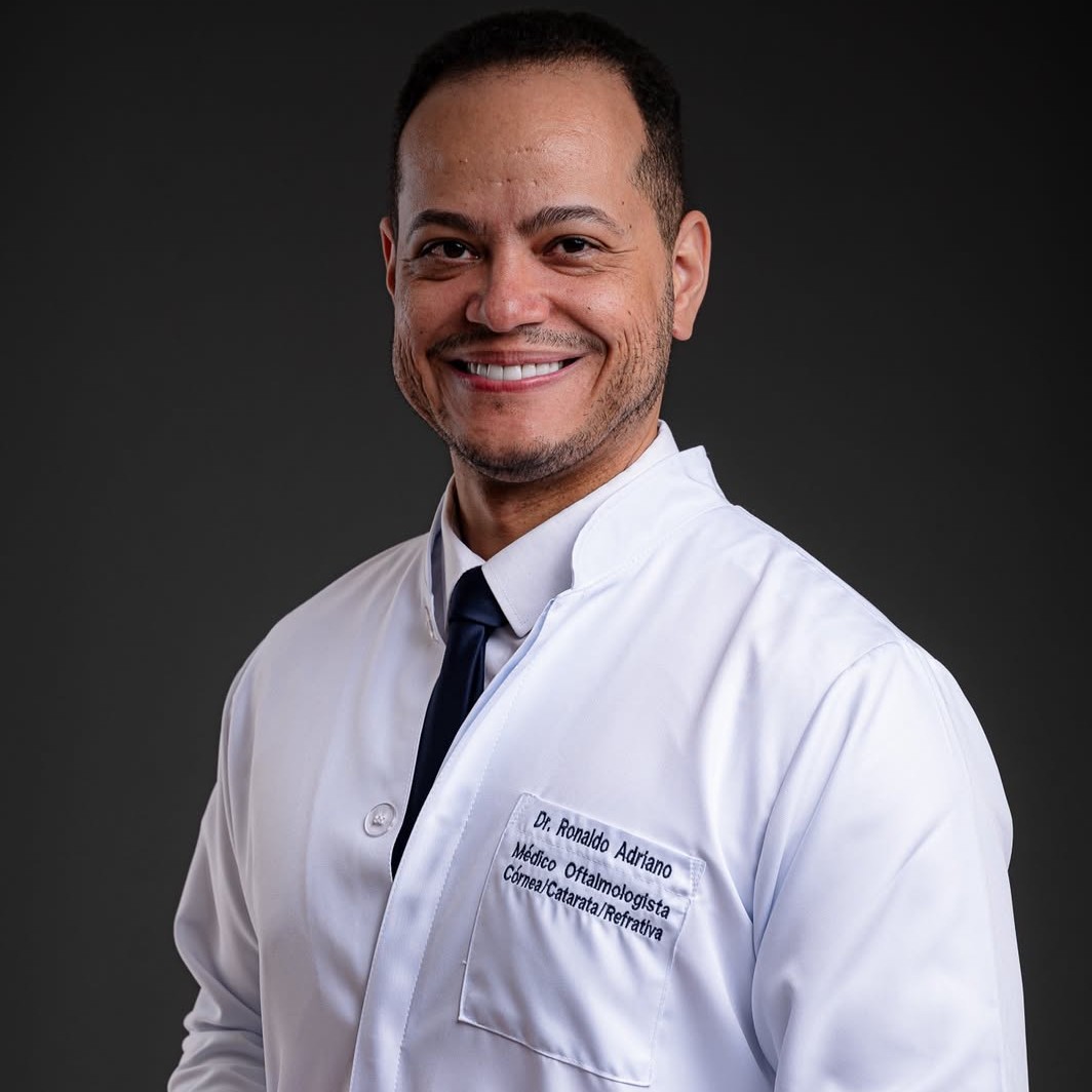 Dr. Ronaldo Adriano